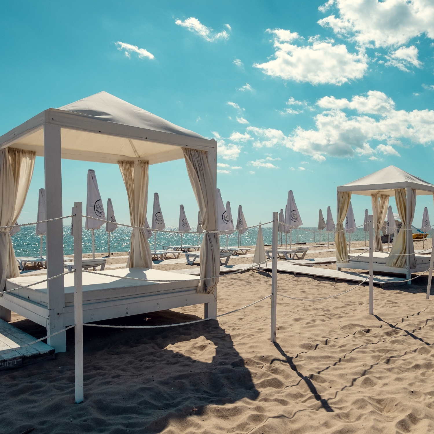 Canopies and Gazebos for Outdoor Events: Complete Buyer's Guide