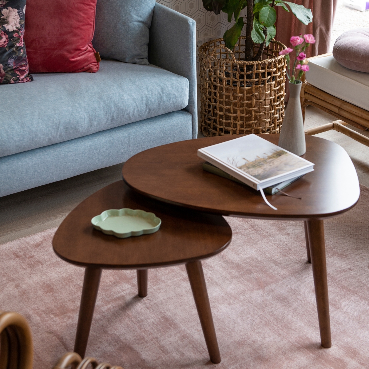 coffee table for snacks