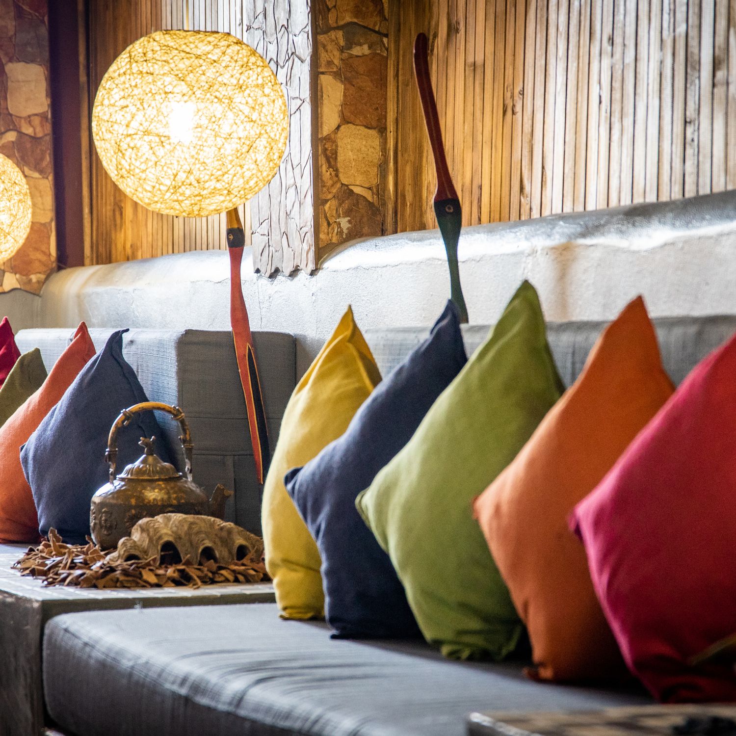 2025 Color Trends for Throw Pillows