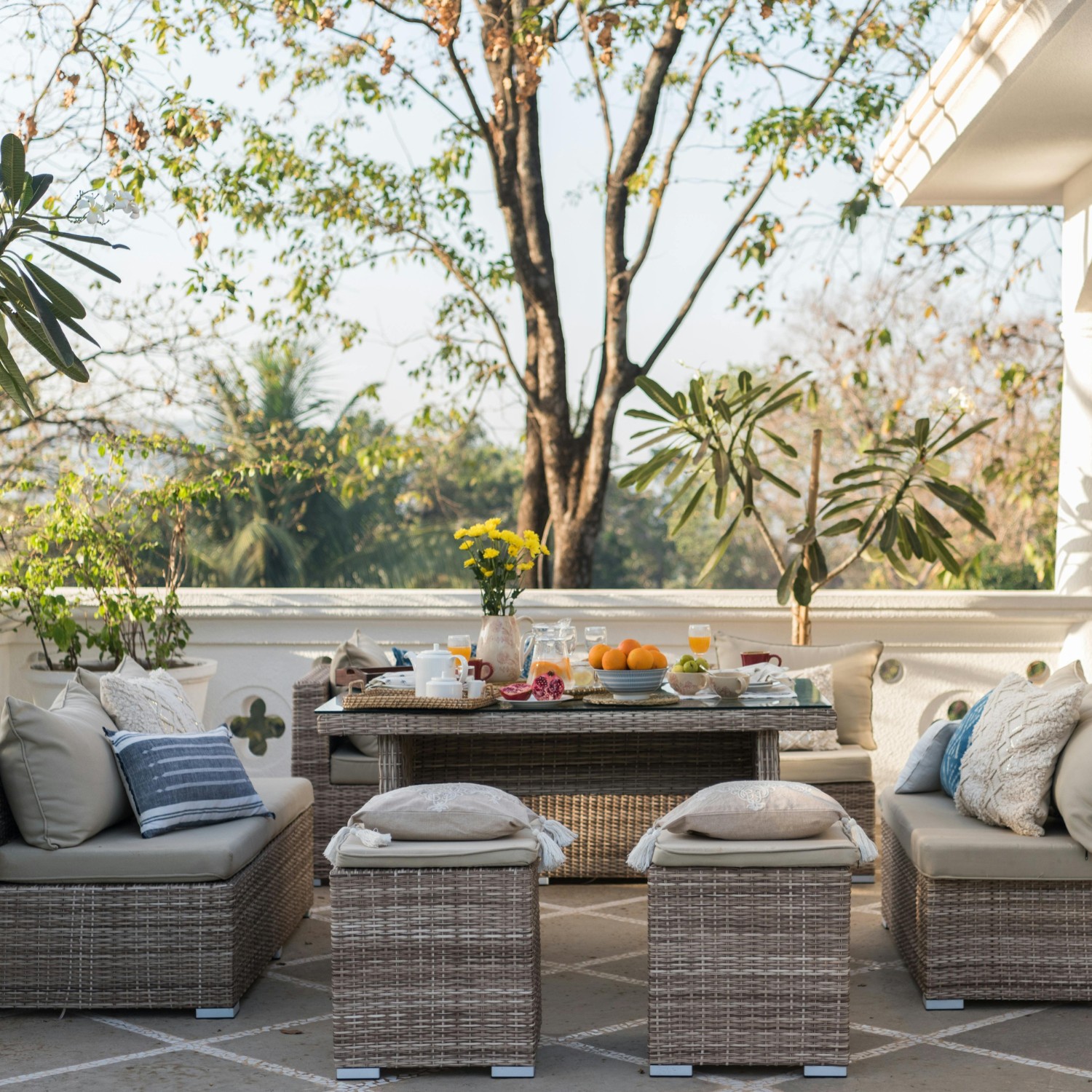 How to Choose the Perfect Patio Conversation Set for Your Space?