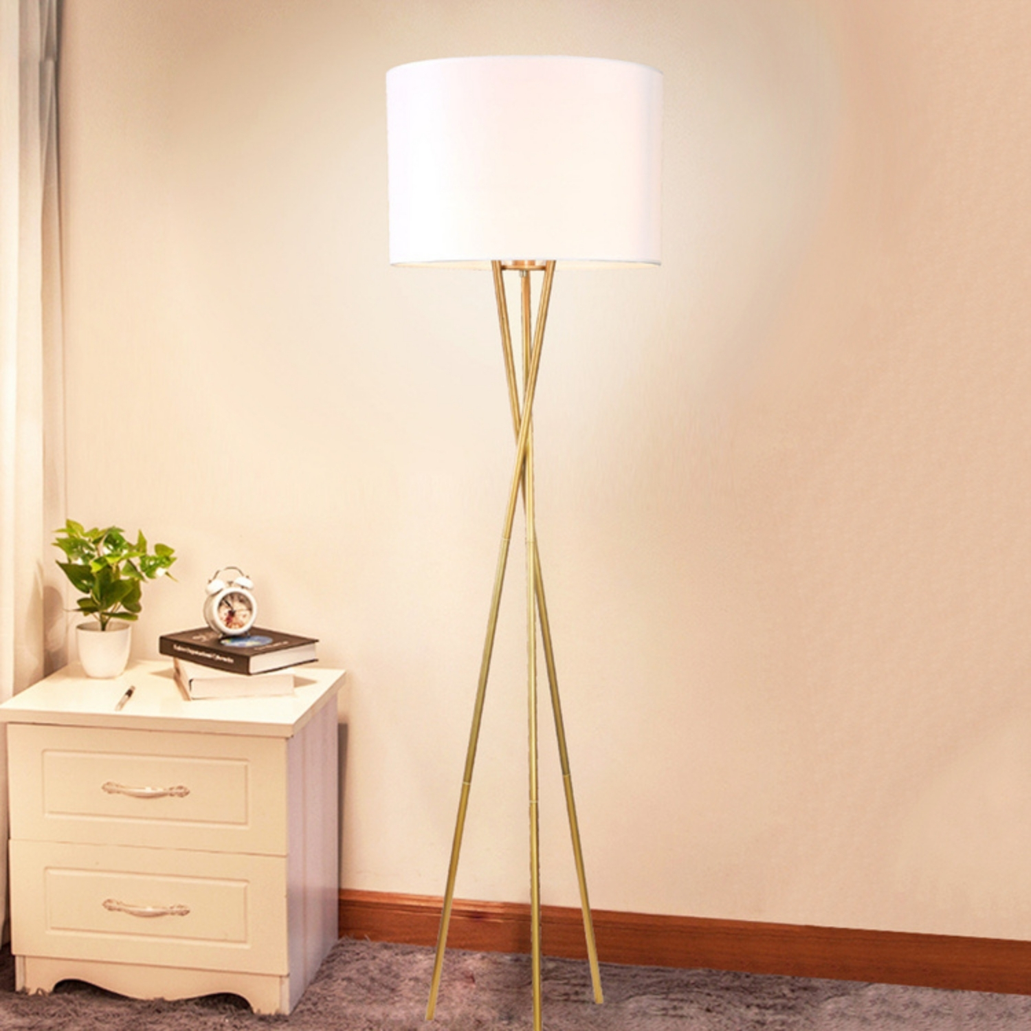 Tripod Drum Shade Lamp