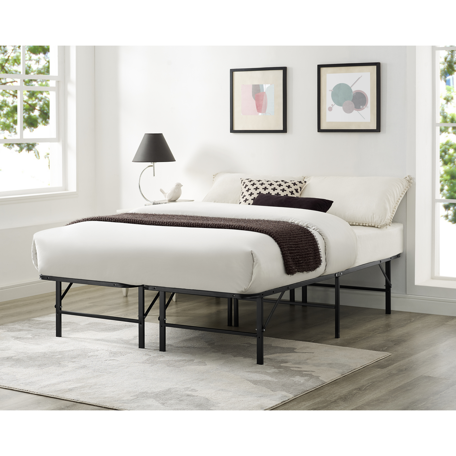 Color: Black Bed Size: King