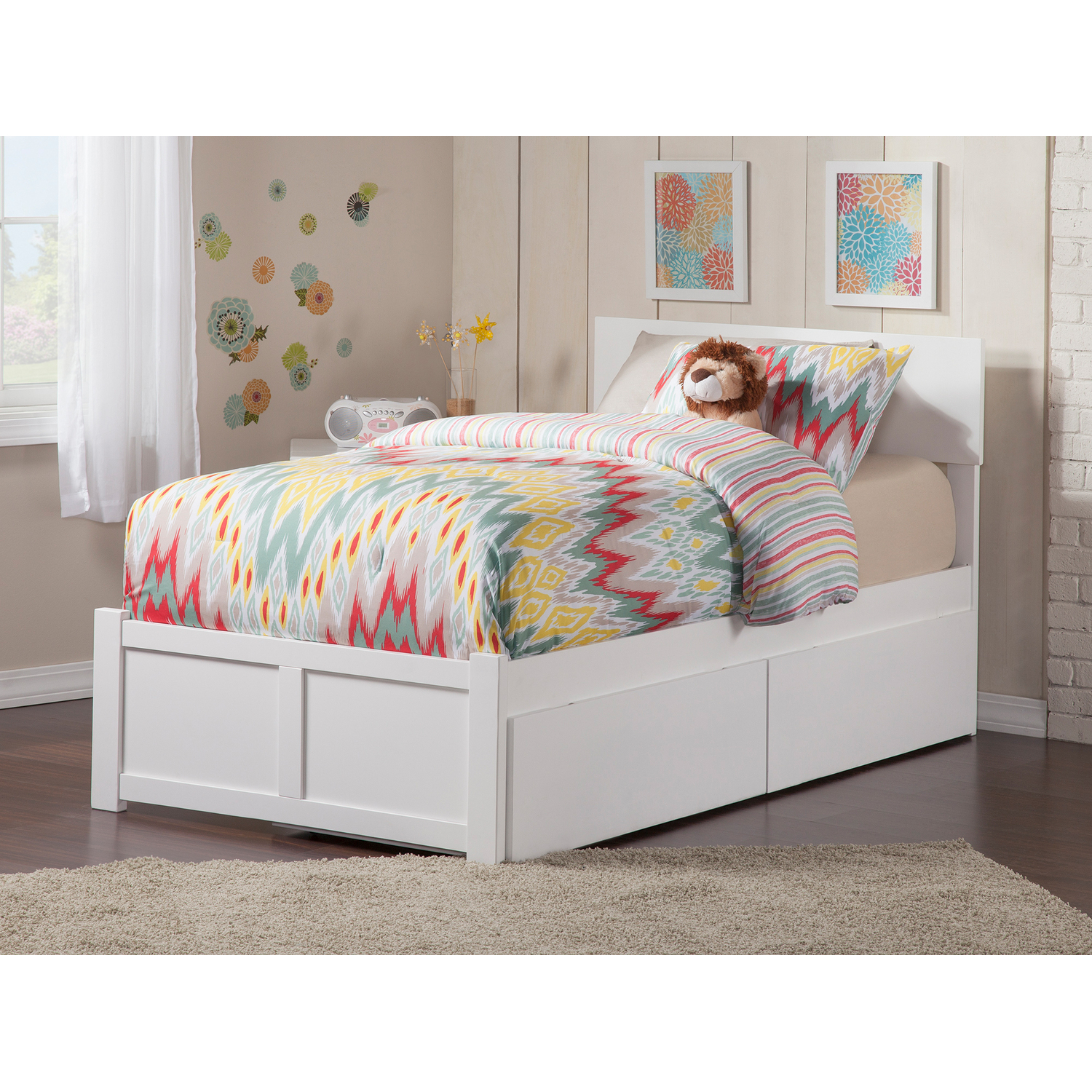 Mediterranean Mastery Platform Bed with Flat Panel Footboard, Stylish Storage Drawers for Extra Space!