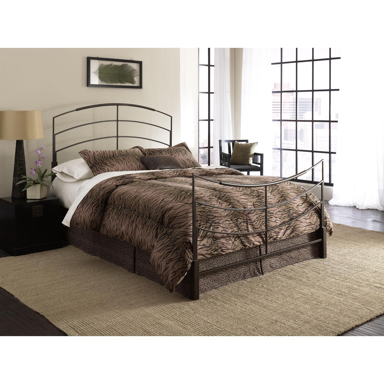 Ventura Hammered Copper Bed