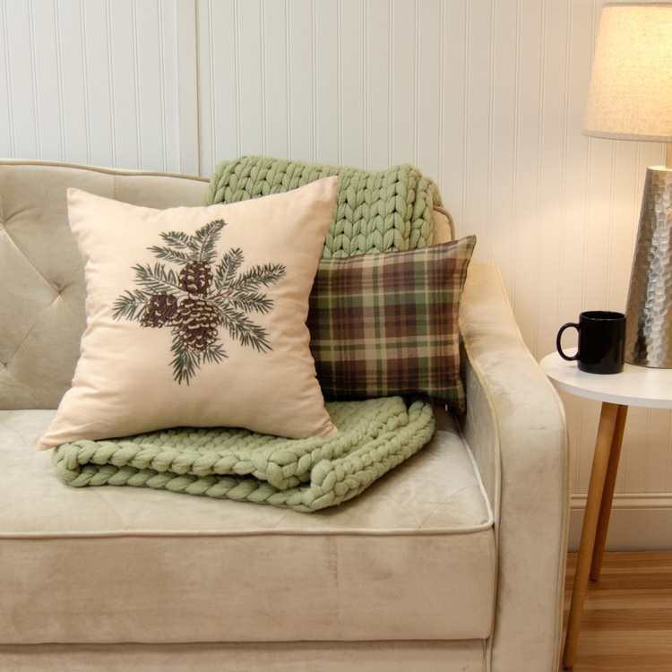 Donna Sharp Pine Star Pillow - Thumbnail 2