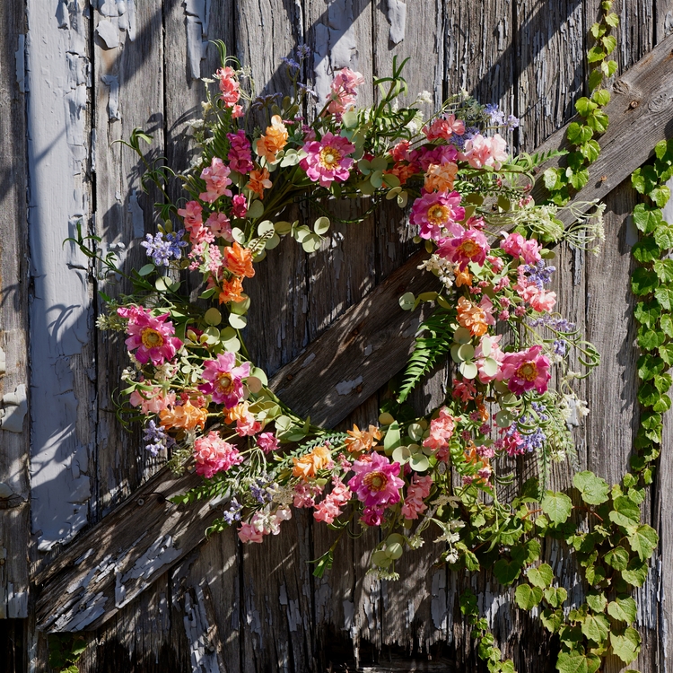 Melrose International Floral and Foliage Wreath - Thumbnail 2