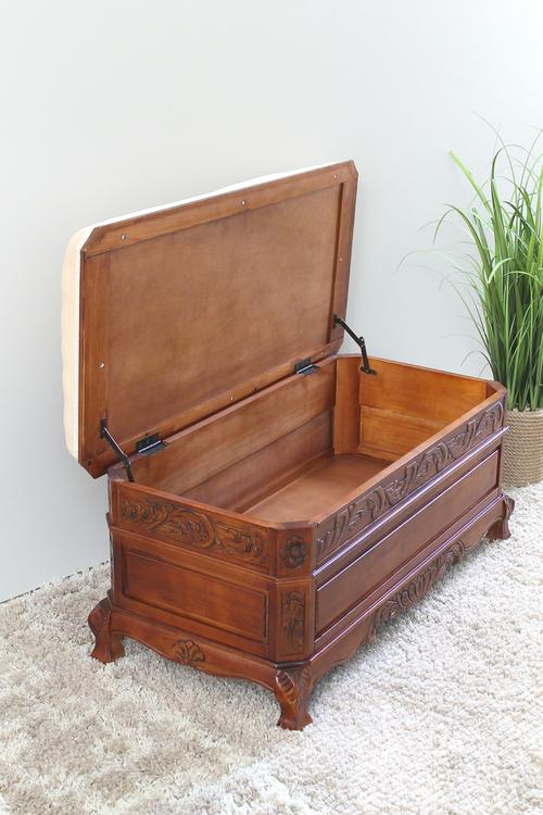 International Caravan Trunk-Bench