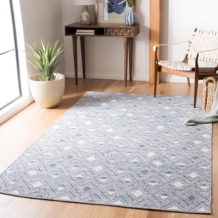 Safavieh MTK614C Montauk Collection Runner Rug image - 1