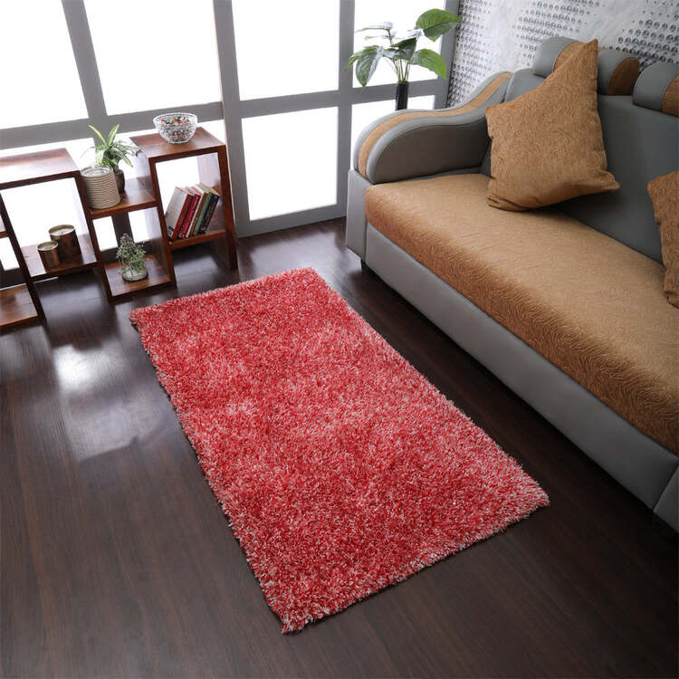 HomeStock Hand Tufted Shag Polyester 6'x9' Area Rug Solid Red White image - 1