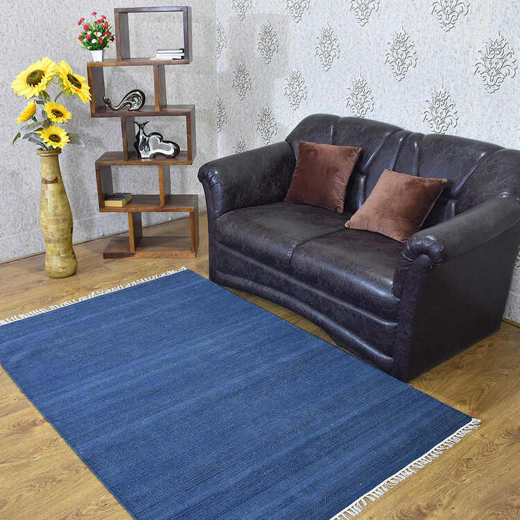 HomeStock Hand Woven Flat Weave Kilim Wool 6'x9' Area Rug Solid Blue image - 1